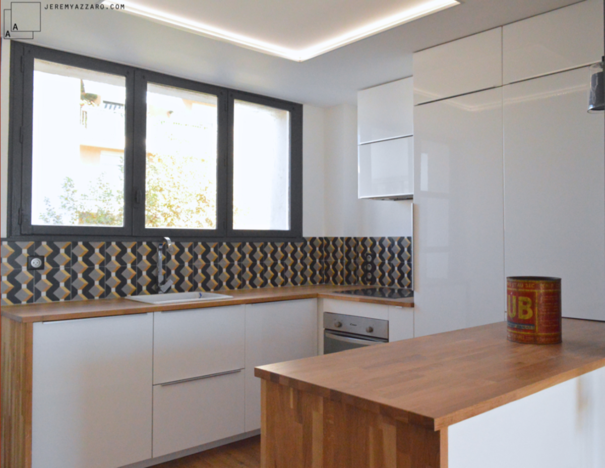 renovation-reamenagement-appartement-marseille-cuisine-carreaux-cimment-geometrique-vintage-jeremy-azzaro-architecte