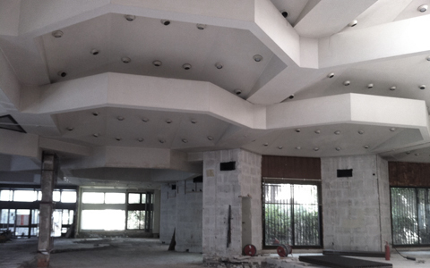 transformation-hall-centre-impot-marseille-azzaro-architecte-annee-70